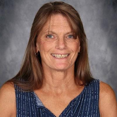  Image of Tina Ireland 