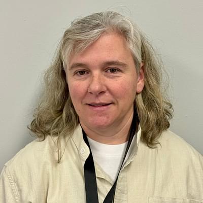  Image of Jennifer Arriza 