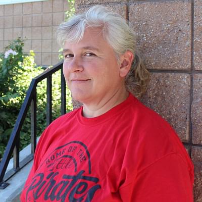  Image of Jennifer Arriza 