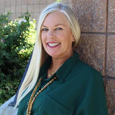  picture of Jennifer Reese 