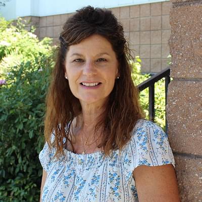  picture of Shelly Rocha 