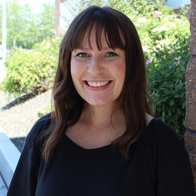  picture of Karina Collier 