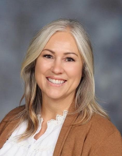 Headshot of Mrs. Draper