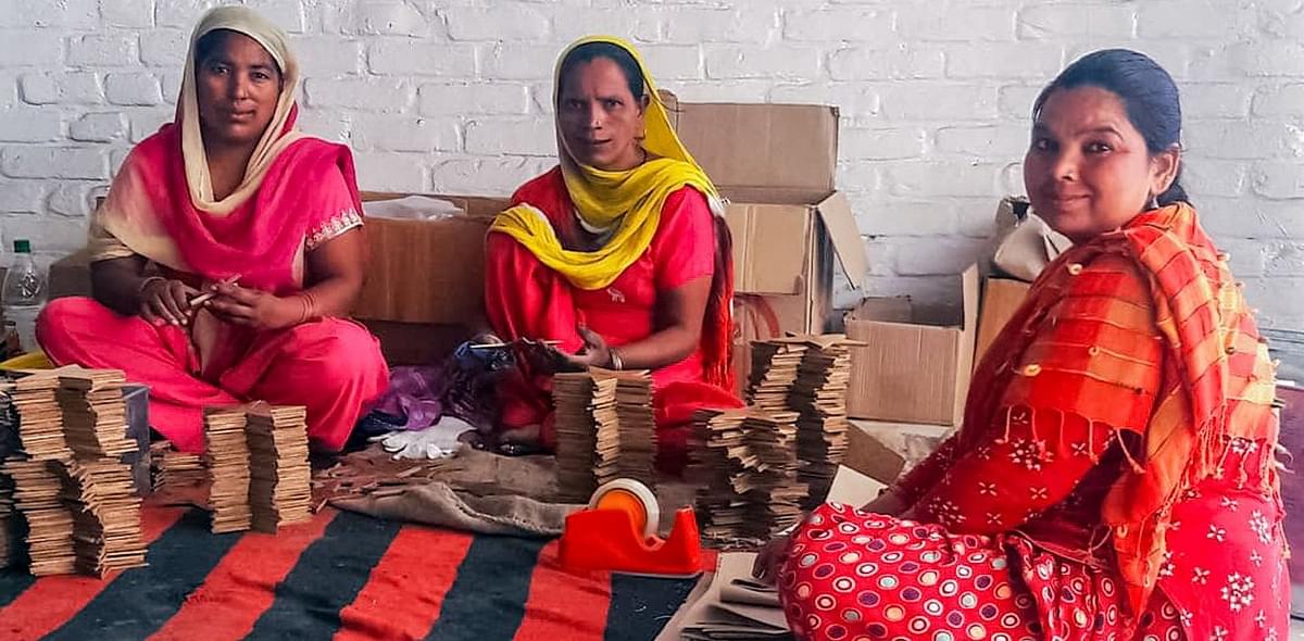 Young Living Foundation - Asha Handicraft - Developing Enterprise - Artisans