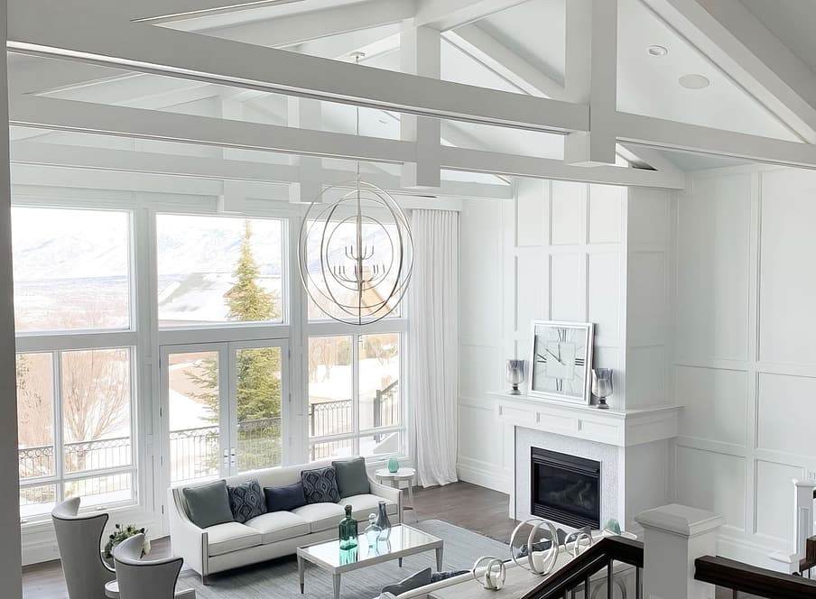 Exposed beams with crowns