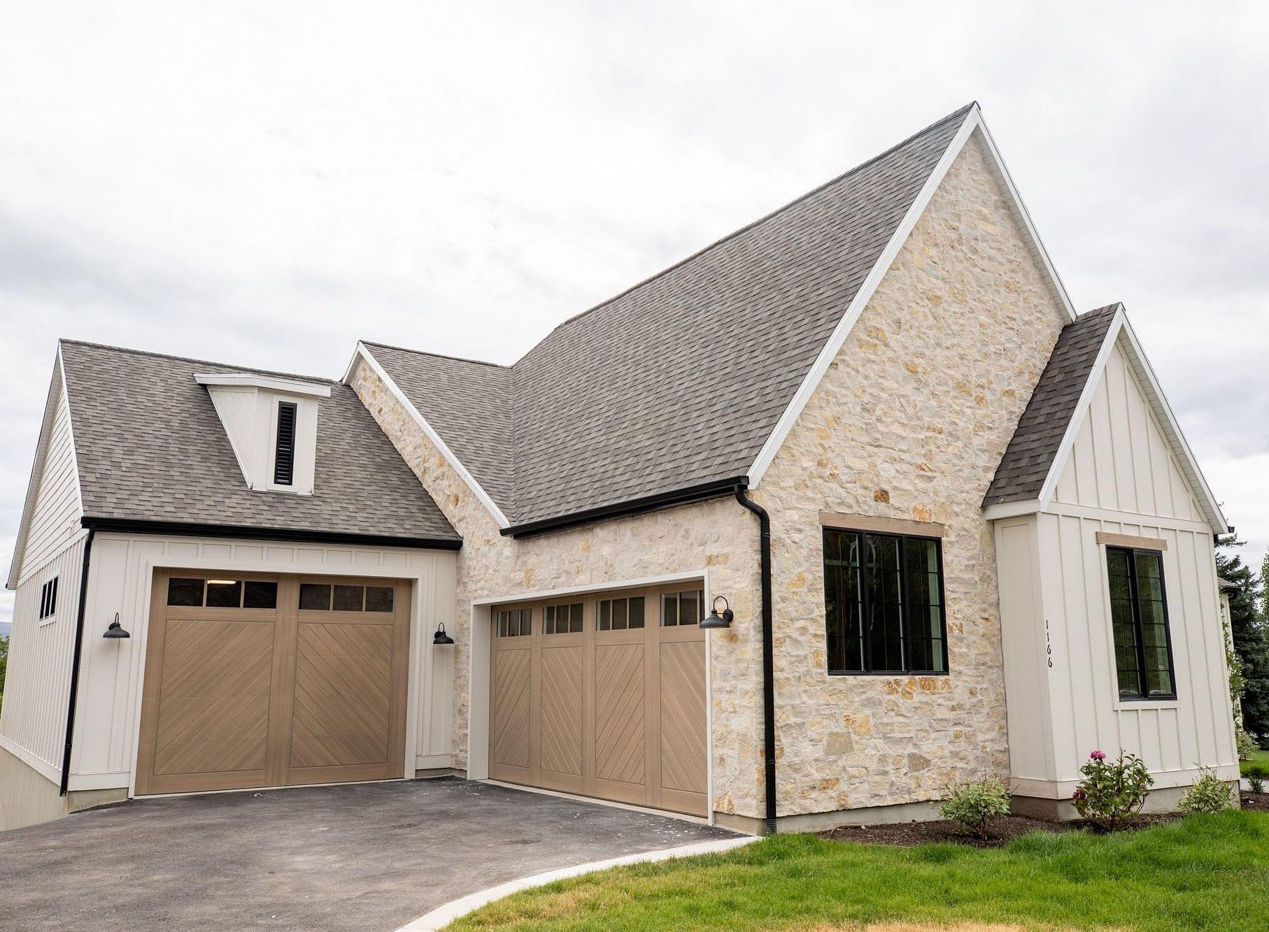 Driveway entrance for the Springbrook custom home in Midway, Utah