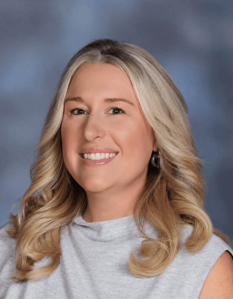 Nicole Dobron
