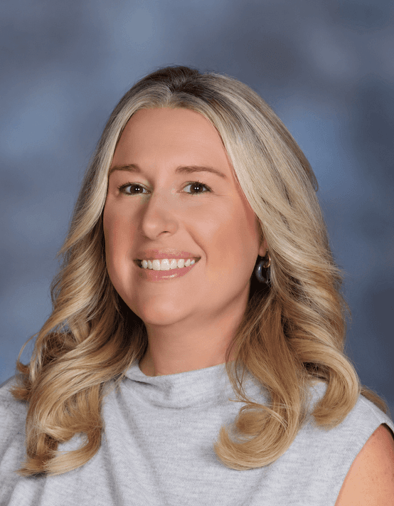 Nicole Dobron