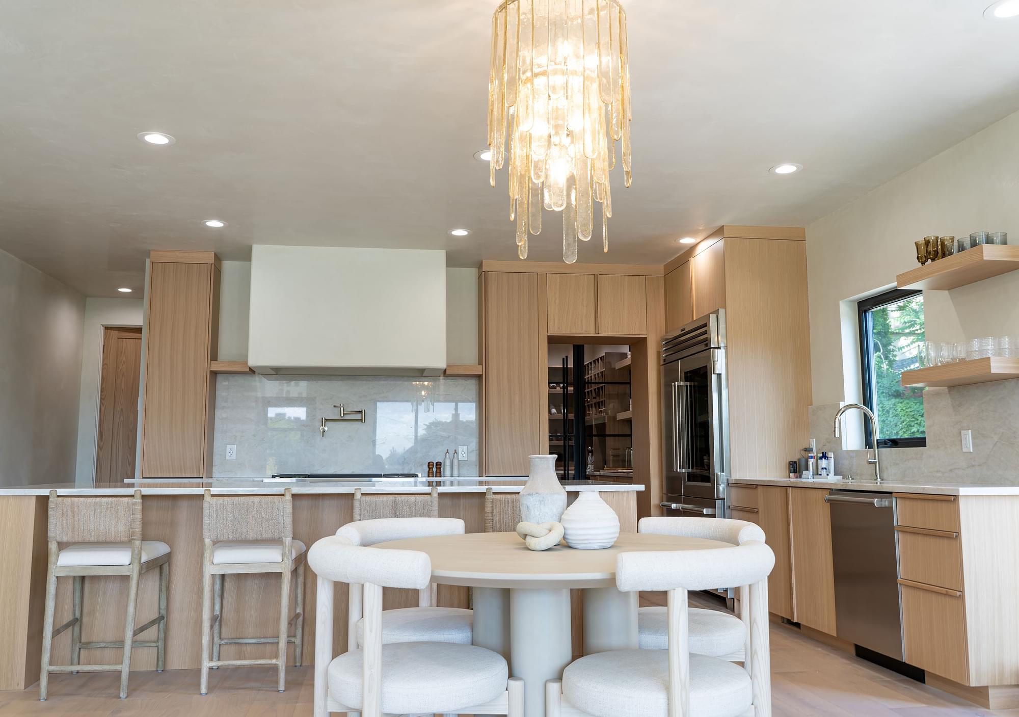 Urban Oasis - Kitchen and Dining 